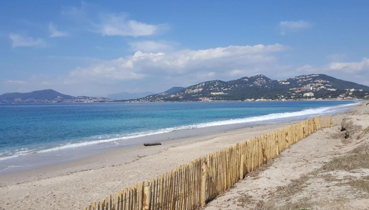 Studio Proche Port Et Plages, Piscine Hyères Esterno foto